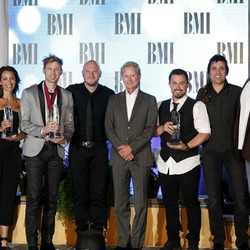 Building 429's Jason Roy takes home song of the year!