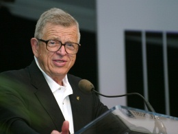 Chuck at Podium
