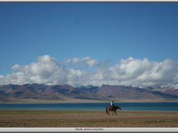 Reaching Out to Tibet and China