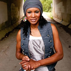 THE FRINGE Spotlight: Nicole C. Mullen
