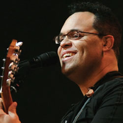 Israel Houghton: What God's Heat Beats For