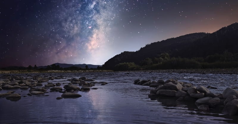 9 Powerful Reminders from the Miracle at the Red Sea