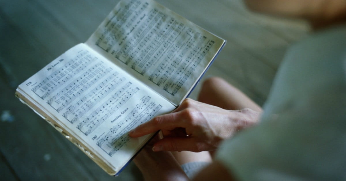3 Reasons Why You Should Sing Loudly in Church