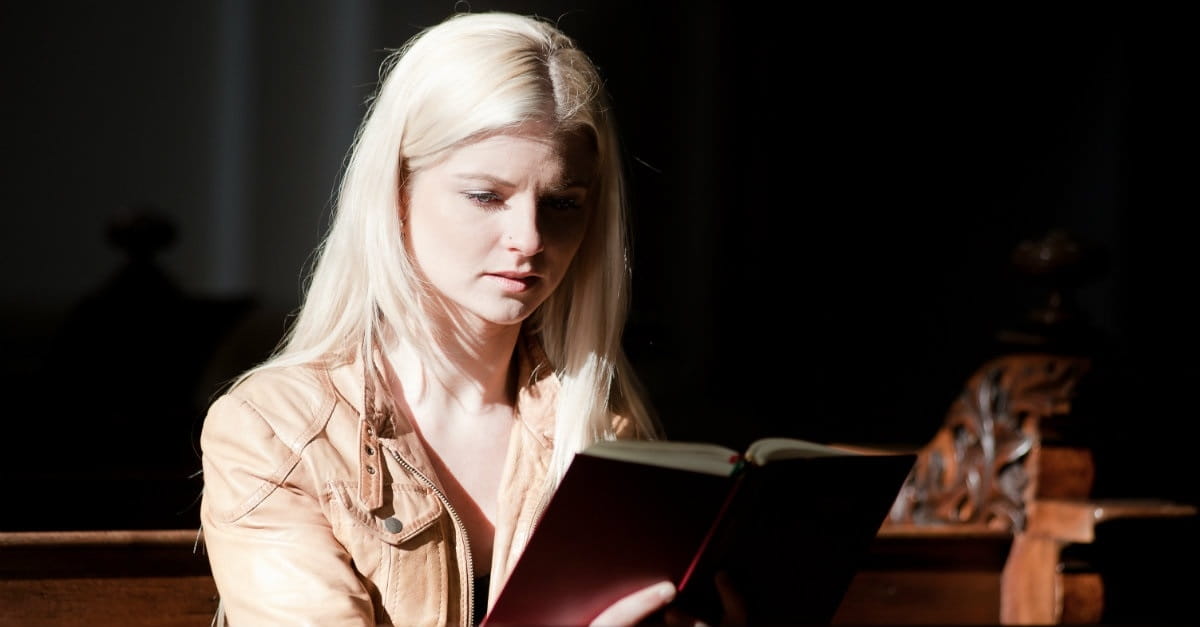 10 Ways to Make Friends if You're Lonely at Church