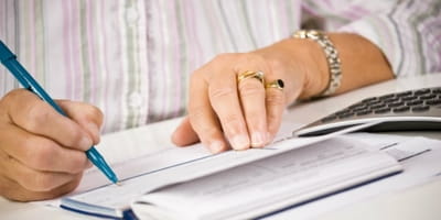 6 Signs You're Behind the Financial Times