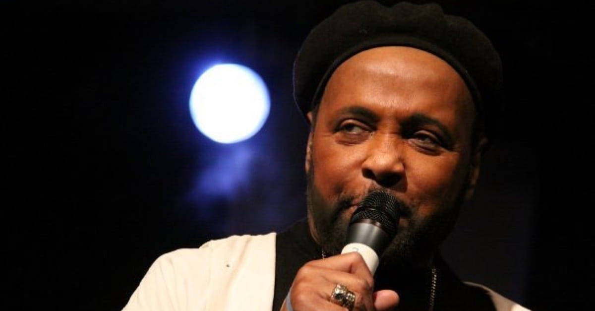 Legendary Gospel Singer Andraé Crouch Dead at 72