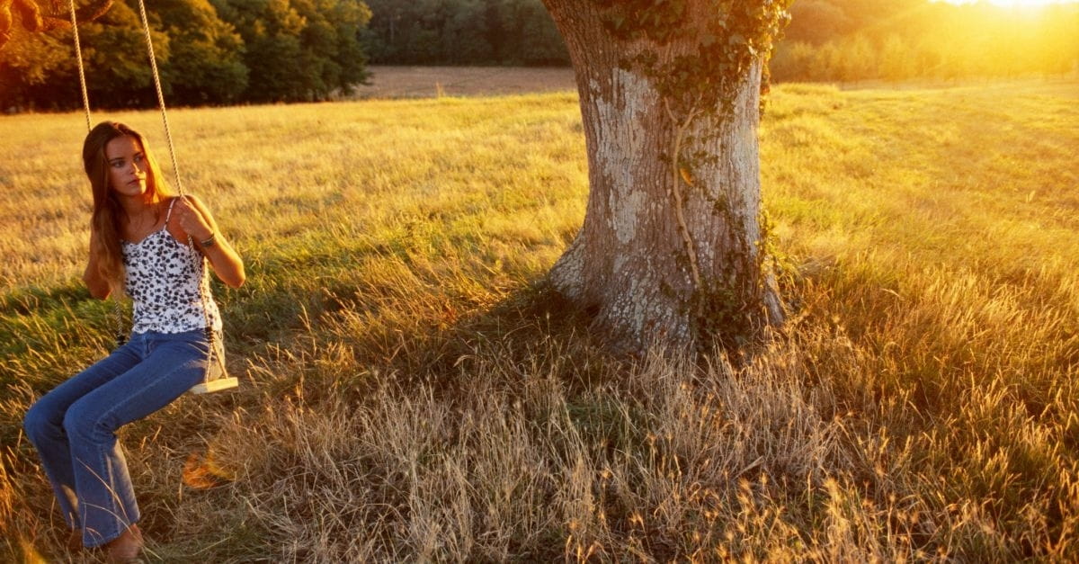 13792-question-woman-tree-outside-ponder-sober-sad-alone.1200w.tn.jpg