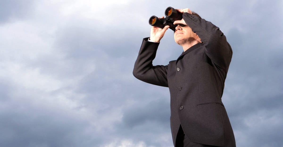4 Ways to Treat Your Pastors Well