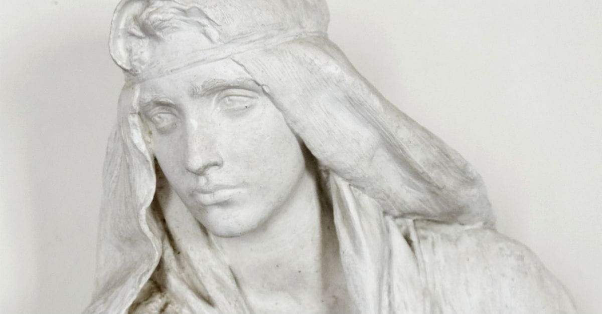 Quiz: How Well Do You Know the Proverbs 31 Woman?