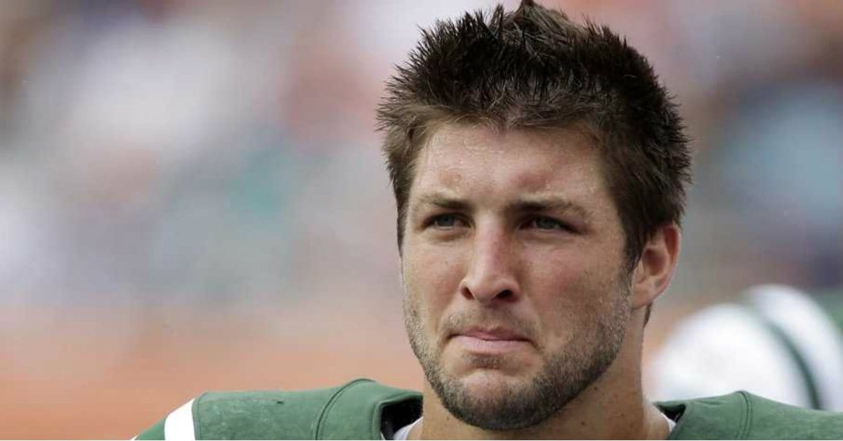 Tim Tebow Returns to the NFL with Philadelphia Eagles Contract