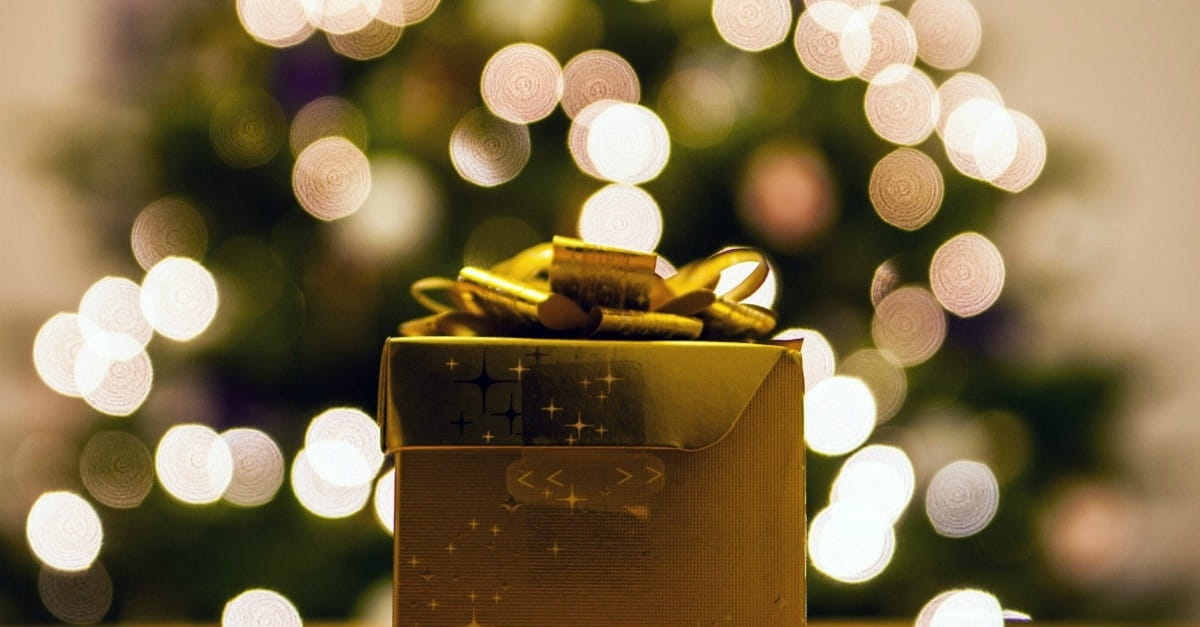 7 Ways to Know You're Giving to the Right Ministry This Christmas