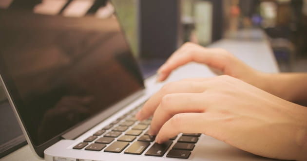 The 10 Commandments of Social Media: Things Christians Should Never Do