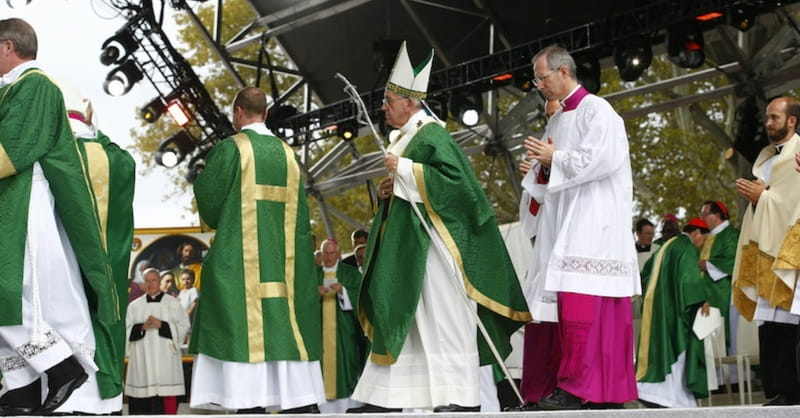 Francis Bids Farewell, Tells Catholics to Avoid ‘Perversion’ of ‘Narrow’ Faith
