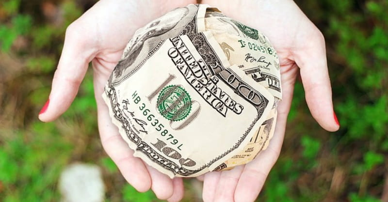 ‘Giving Tuesday’: a Day to Counter Holiday Materialism and Help Those in Need