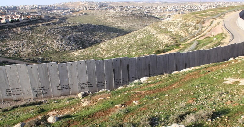 Israeli Woman Killed by Terrorist While Protecting Children