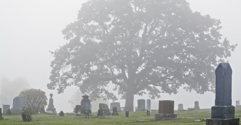 Pastor John Piper: Christians Should Choose Burial over Cremation