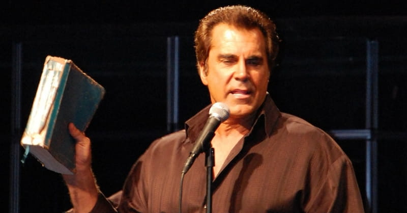 Gospel Singer Carman is Cancer-Free, Credits ‘God’s Grace’ and Prayers of Fans