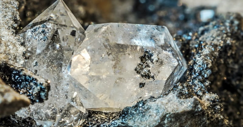 Pastor Finds $62 Million Diamond and Gives It Away