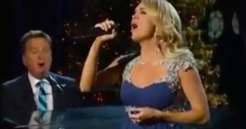 Carrie Underwood And Michael W. Smith Perform Jaw-Dropping 'All Is Well' Duet