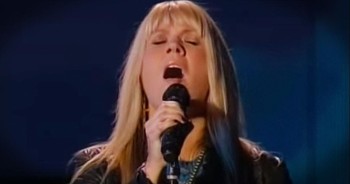 Natalie Grant Leaves Us Speechless With ‘I Need Thee Every Hour’